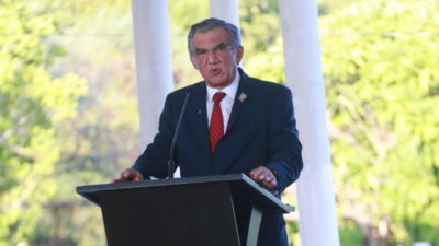 Compromete Américo Villarreal acciones para mejorar caminos y agua en Nuevo Morelos