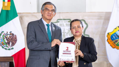 Anuncian obras viales y apoyo médico para las comunidades de Villagrán